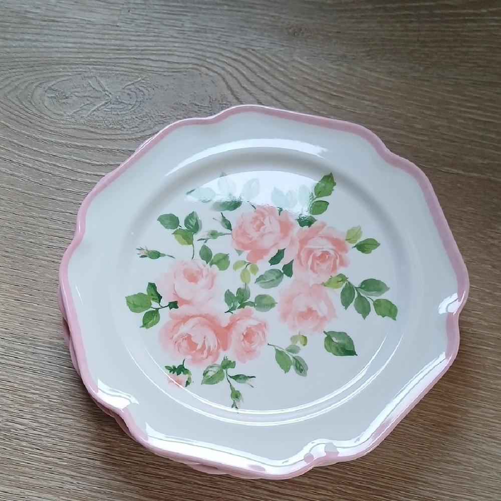Set of 2 Laura Ashley Soft Pink Rose Melamine Salad Plate Scalloped Rim 9"